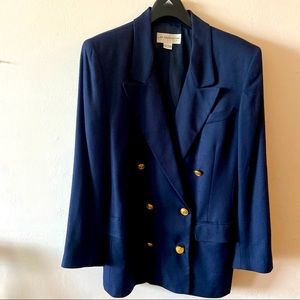 Liz Claiborne women’s 6 button Blazer Size 10